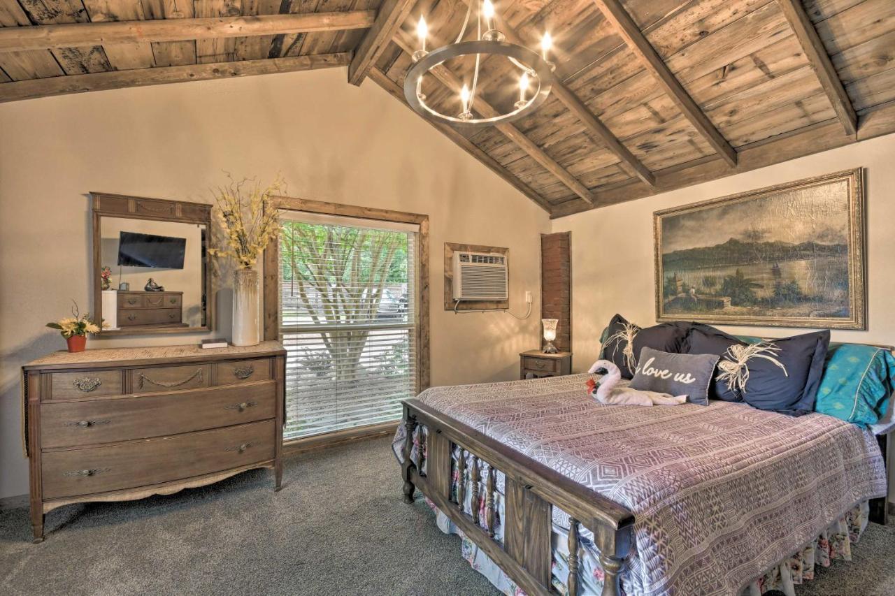 Rustic Chic Home About 1 Mi To Dtwn Hot Springs! ภายนอก รูปภาพ